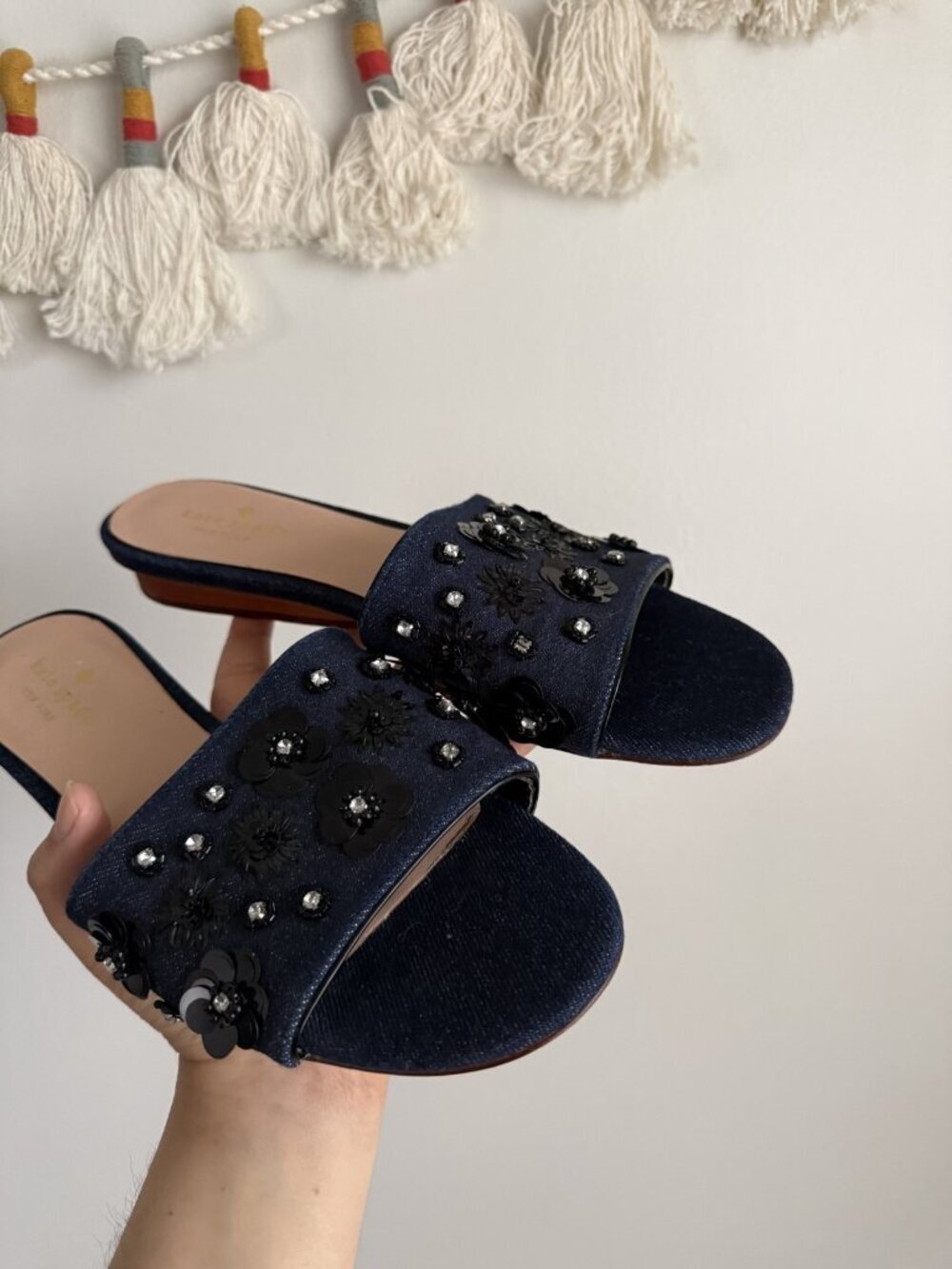 Kate Spade Alice Denim Sequin Flowers Slide Sandals Blue Glam Feminine Coquette - Picture 3 of 7